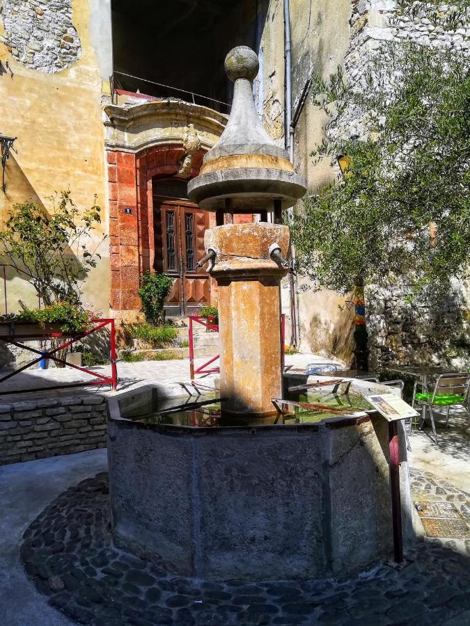 La Frigoule, Un Gite Au Coeur Du Parc Des Cevennes Generargues Exterior foto